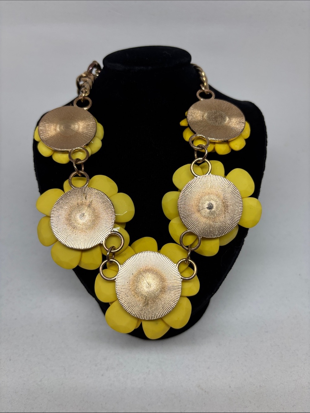 Yellow Floral Resin Statement Necklace - Picture 7 of 15